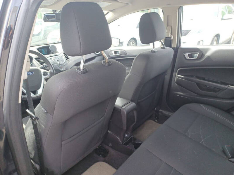 2016 Ford Fiesta SE