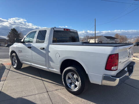 2024 RAM 1500 Classic SLT