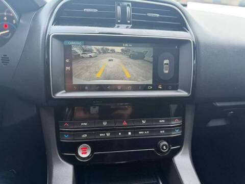 2019 Jaguar F-PACE 25t Premium