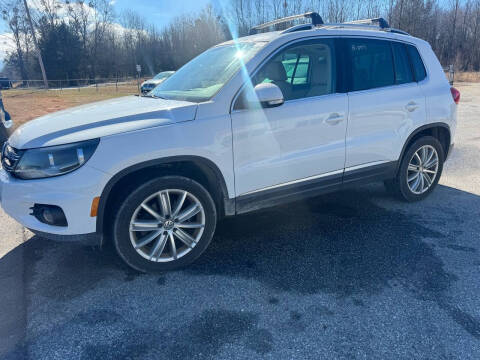2013 Volkswagen Tiguan for sale at UpCountry Motors in Taylors SC