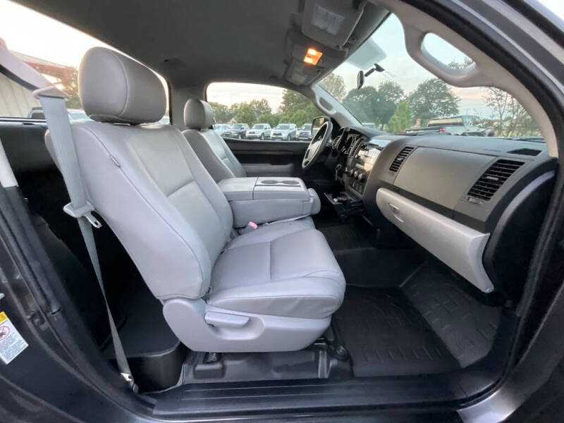 2011 Toyota Tundra Grade