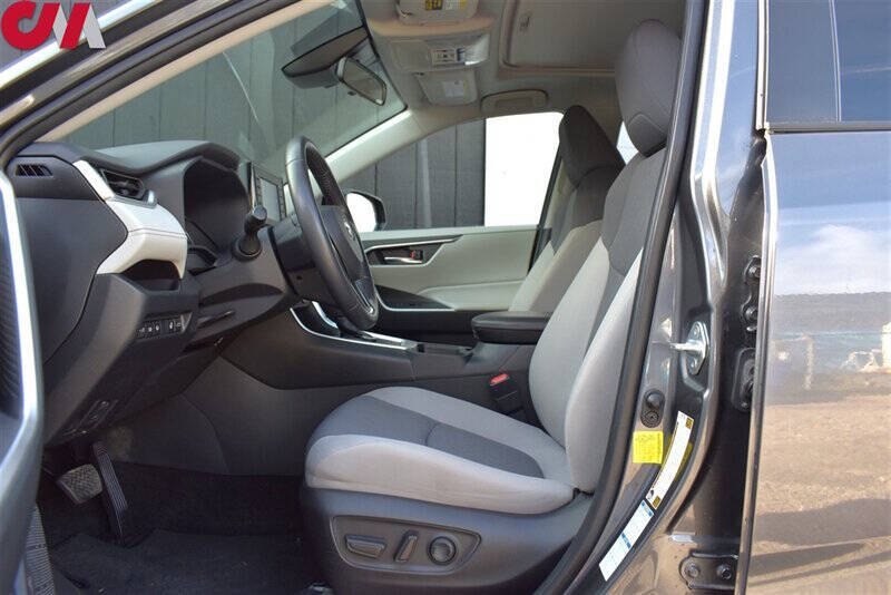 2019 Toyota RAV4 Hybrid XLE