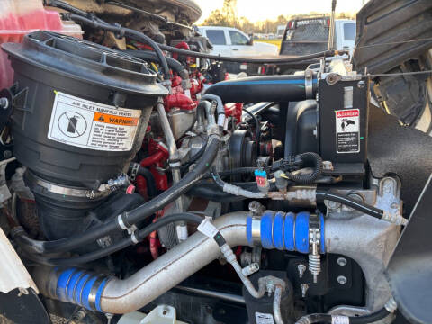 2015 Freightliner M2 106