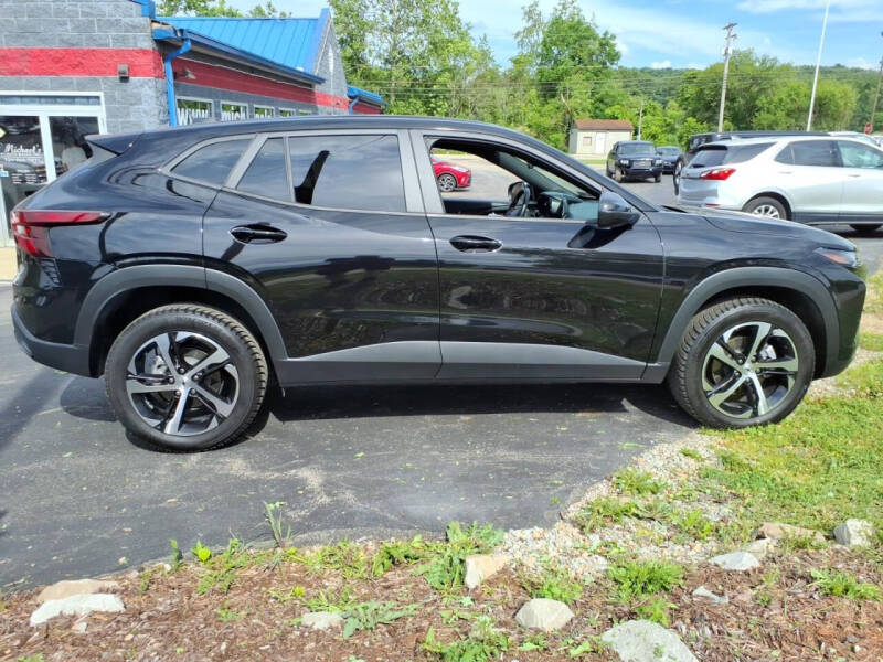 2025 Chevrolet Trax RS