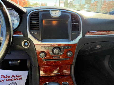 2012 Chrysler 300 Limited