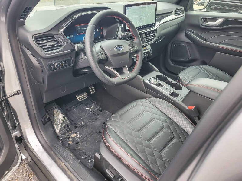 2024 Ford Escape ST-Line Elite