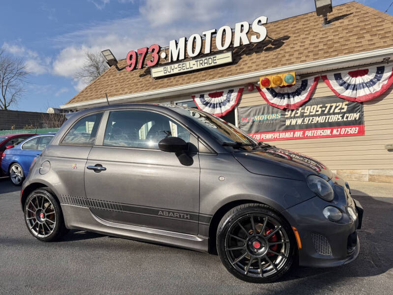 2015 FIAT 500 Abarth's photo