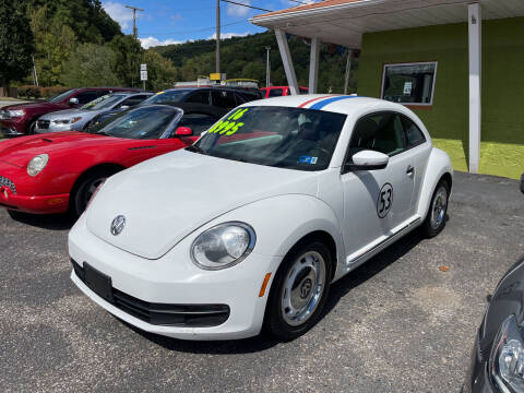 2016 Volkswagen Beetle for sale at PIONEER USED AUTOS & RV SALES in Lavalette WV