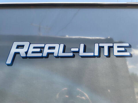 2025 Palomino REAL LITE 2114