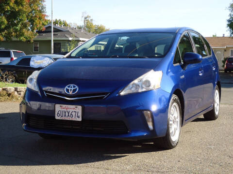 2012 Toyota Prius v Three