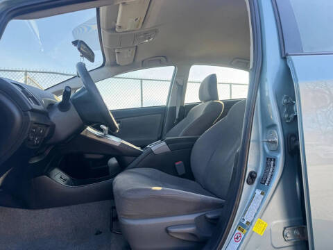 2015 Toyota Prius Plug-in Hybrid