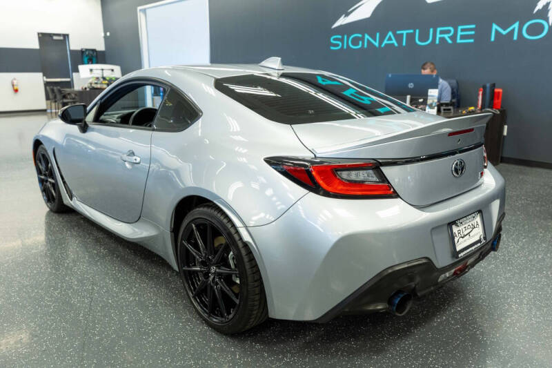 2025 Toyota GR86 Premium