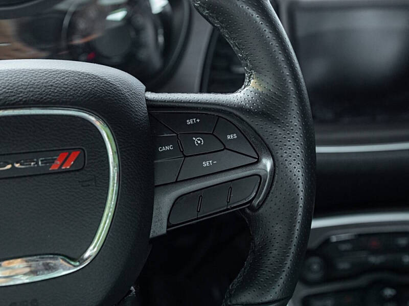 2018 Dodge Challenger SXT Plus