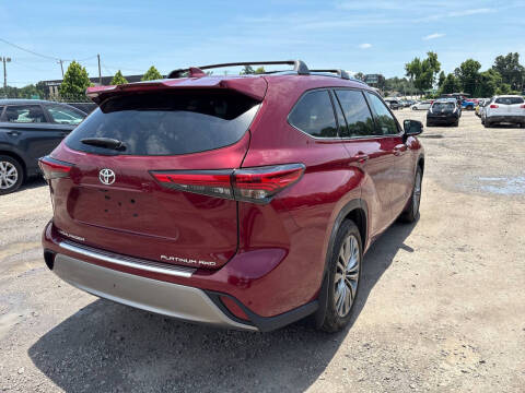2022 Toyota Highlander Platinum