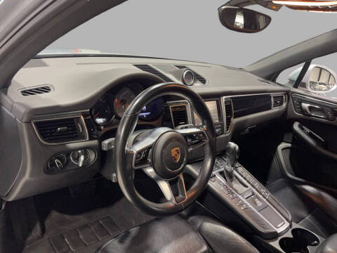 2016 Porsche Macan S