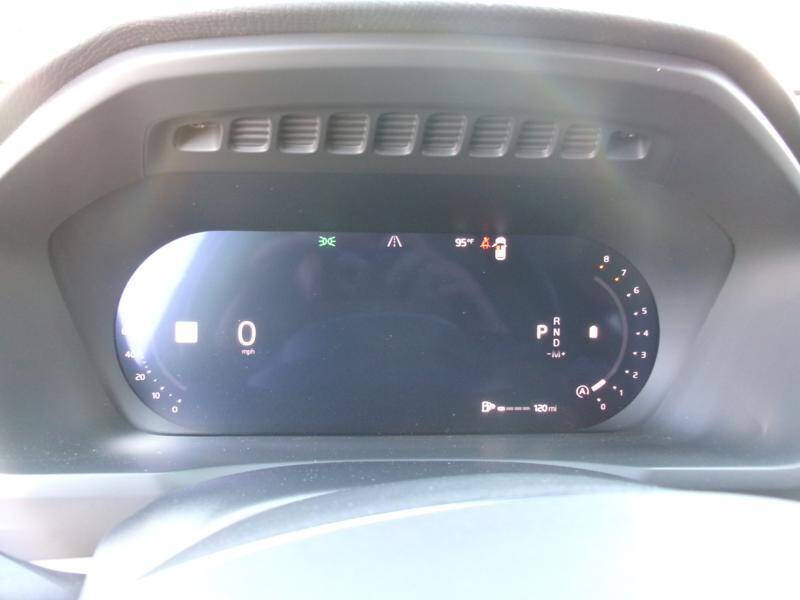 2025 Volvo XC90 B5 Core Bright Theme
