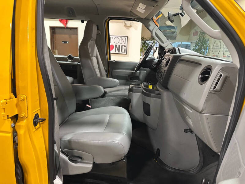 2011 Ford E-Series
