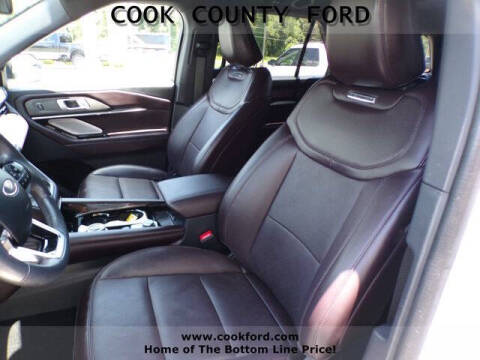 2025 Ford Explorer Platinum