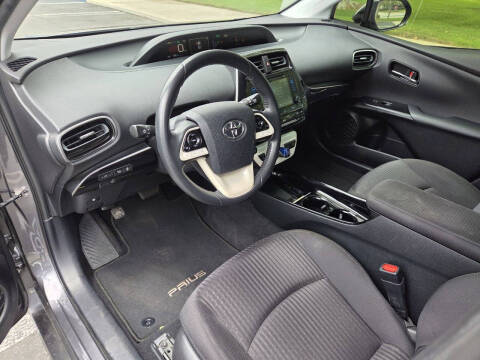 2017 Toyota Prius Three