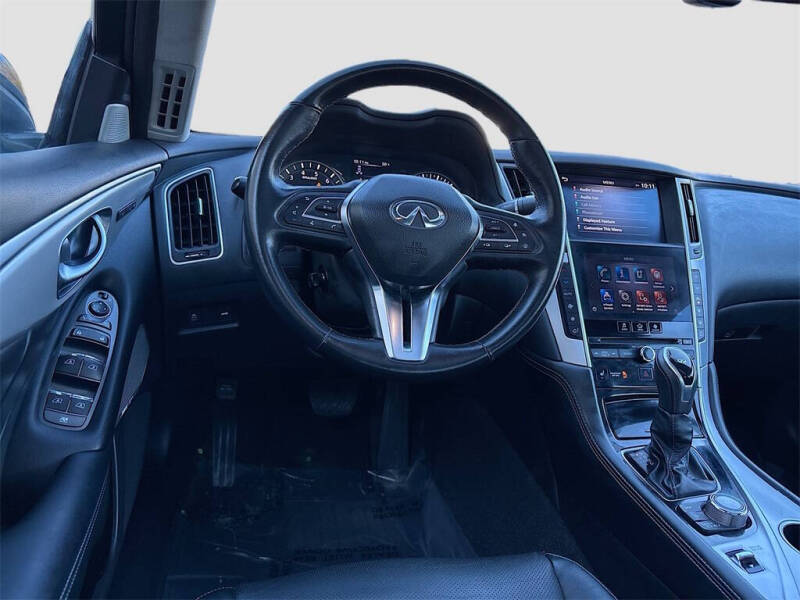 2022 Infiniti Q50 Luxe