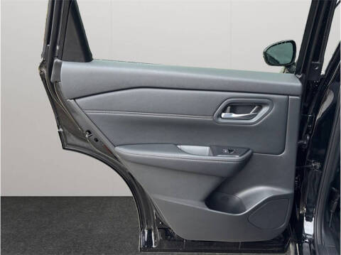 2026 Nissan Rogue SL