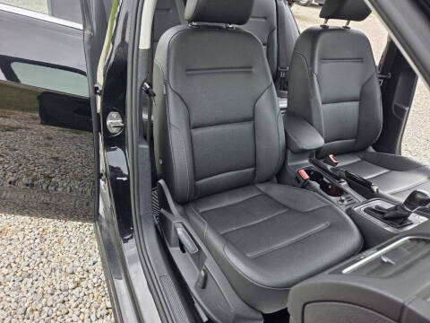 2016 Volkswagen Golf SportWagen