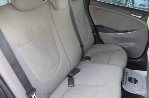 2016 Hyundai Accent SE