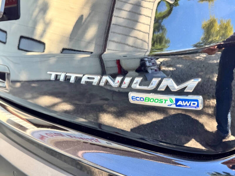 2019 Ford Edge Titanium