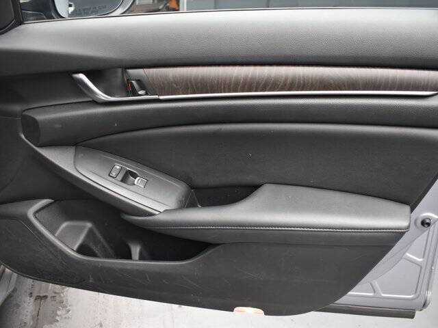 2022 Honda Accord Hybrid Touring