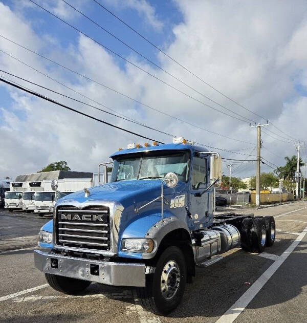 2019 Mack Granite for sale at TRUCK FLEET SOLUTIONS LLC in Fort Lauderdale FL