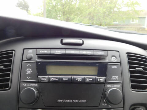 2004 Mazda MPV LX