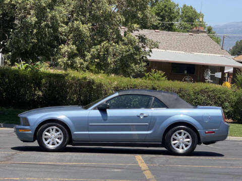 2007 Ford Mustang V6 Deluxe