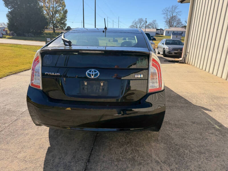 2012 Toyota Prius Two