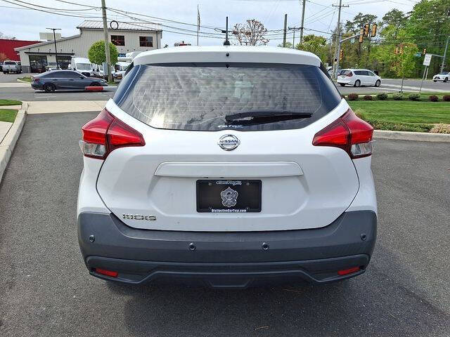 2020 Nissan Kicks S