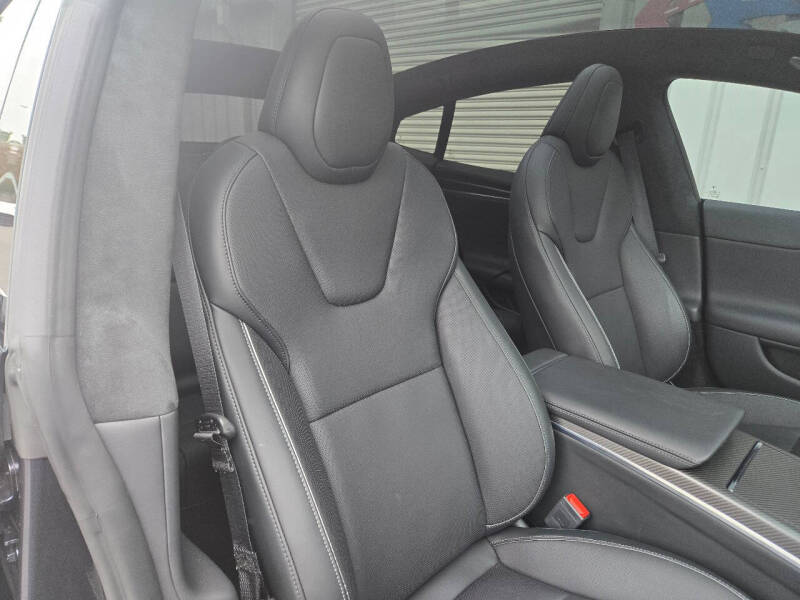 2024 Tesla Model S Plaid