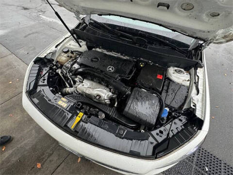 2021 Mercedes-Benz GLB GLB 250 4MATIC