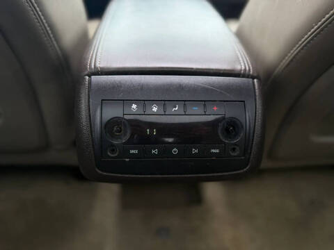 2013 GMC Acadia Denali