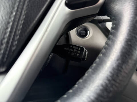 2018 Toyota Sienna XLE 7-Passenger Auto Access Seat