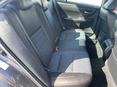 2015 Toyota Camry Hybrid SE