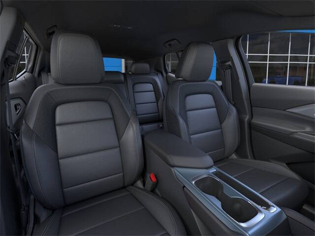 2025 Chevrolet Equinox EV LT 2