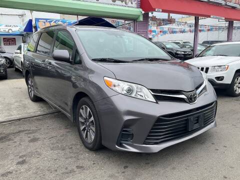 2020 Toyota Sienna for sale at Cedano Auto Mall Inc in Bronx NY
