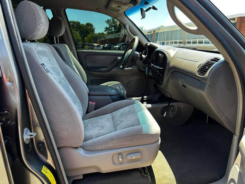 2007 Toyota Sequoia SR5