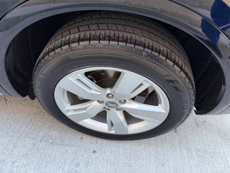 2019 Audi Q5 quattro Premium 45 TFSI