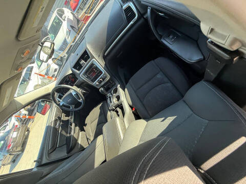 2015 GMC Acadia SLE-2