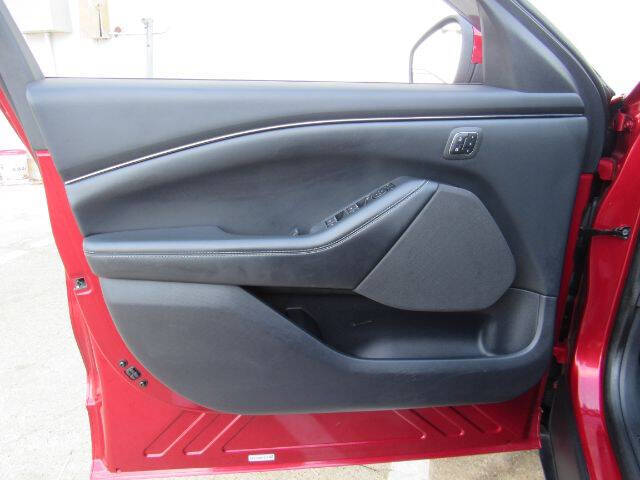 2021 Ford Mustang Mach-E Select