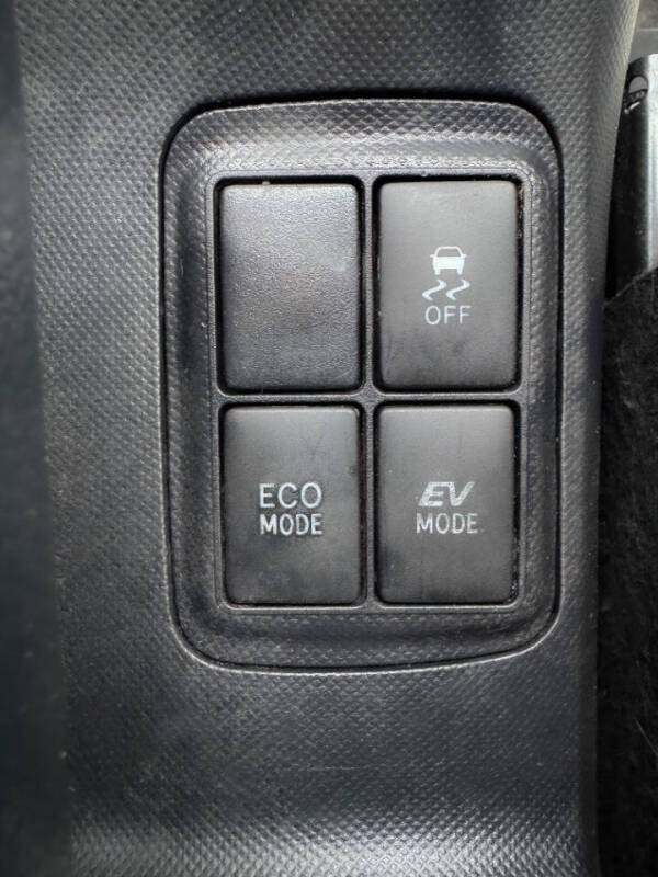 2016 Toyota Prius c Persona Special Edition