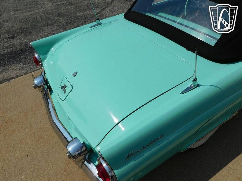 1955 Ford Thunderbird