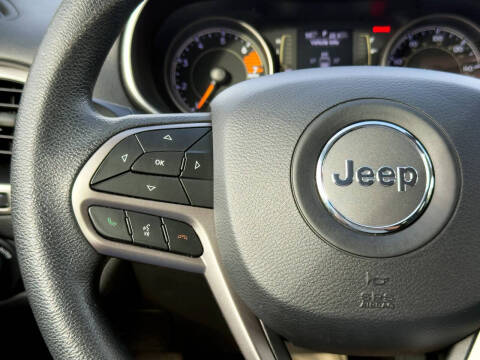 2019 Jeep Cherokee Latitude