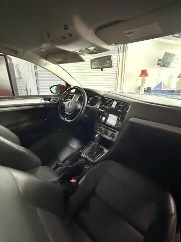 2015 Volkswagen Golf TSI S