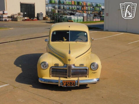 1942 Ford Super Deluxe